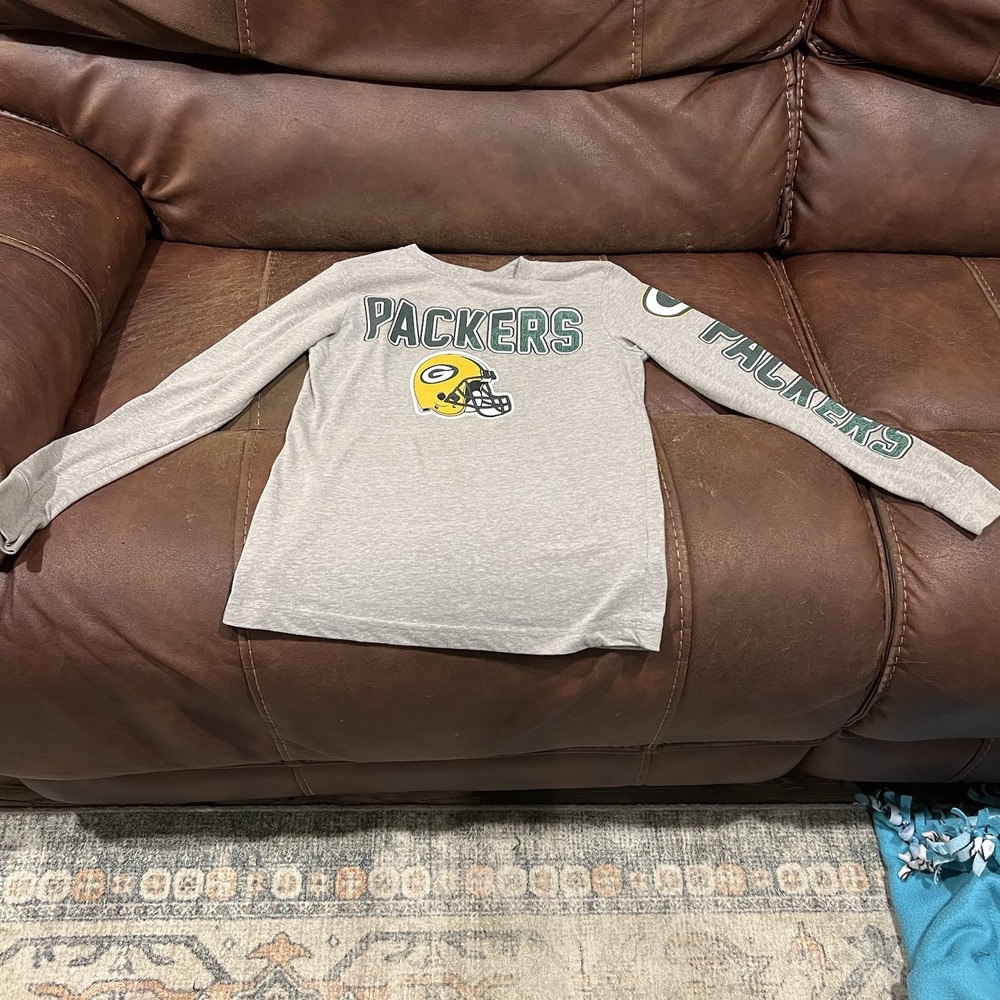 green bay packers long sleeve shirt Size S-ch-p-8 Packers  On Sleeve And Chest